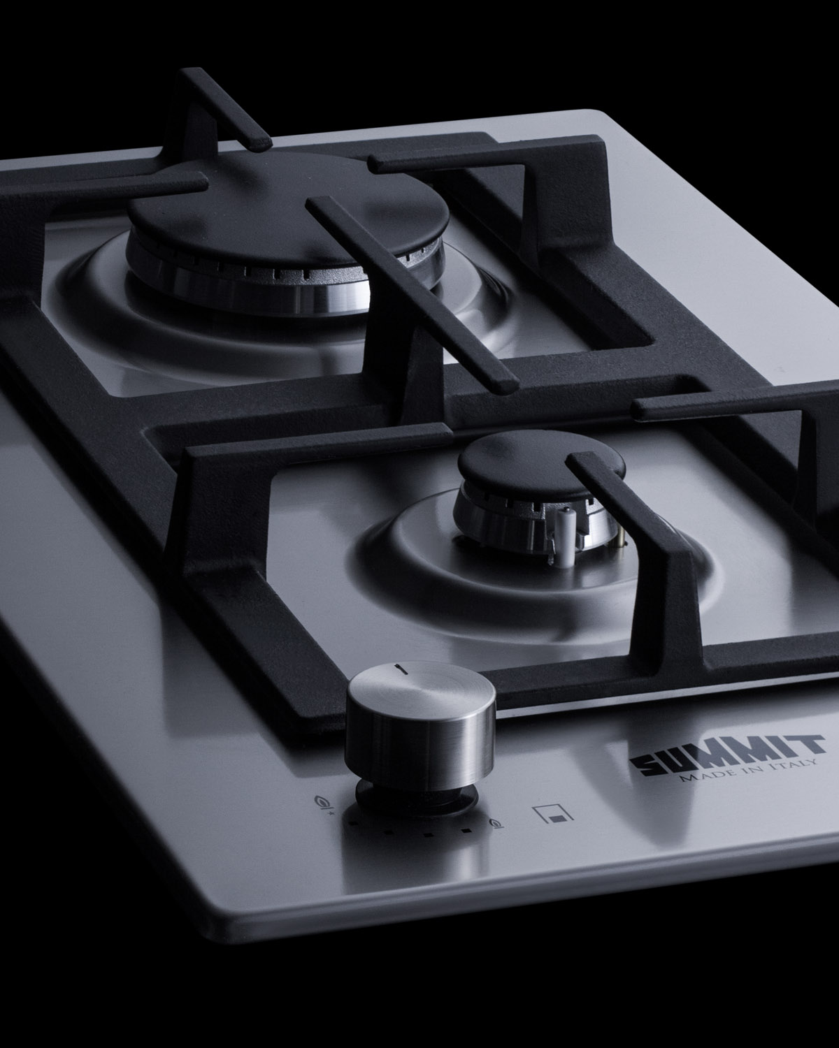 2-burner gas cooktop made in Italy with sealed burners, multiple heating outputs, a 304 grade stainless steel surface, and continuous cast iron grate